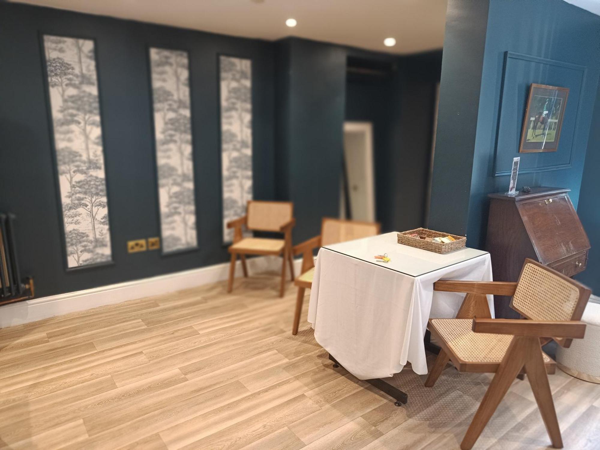 Rooms On The Prom Cheltenham Exterior photo
